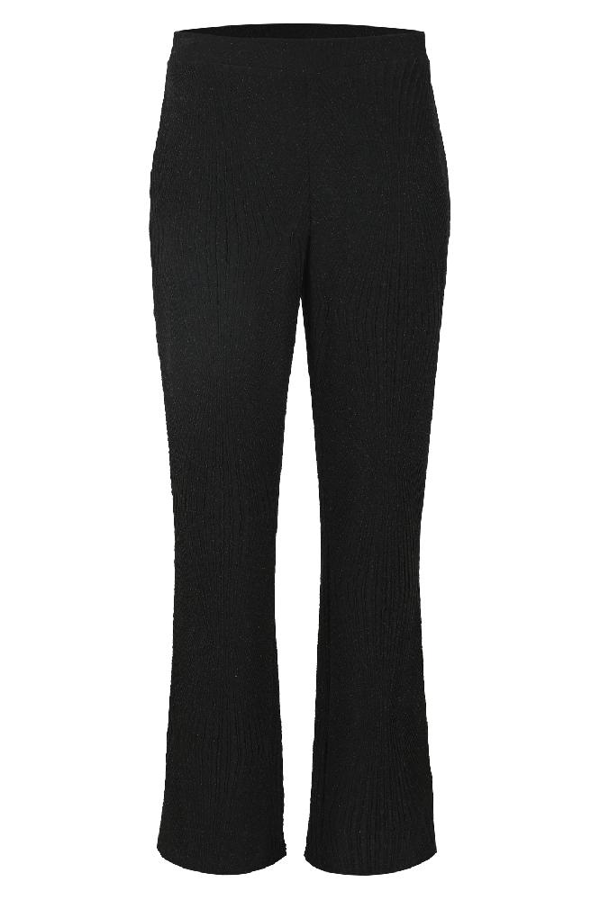 De Lexx broek, met rechte pijpen en ajourstof, combineert tijdloze stijl met comfort. Geschikt voor elke gelegenheid, van formeel tot informeel. Gemakkelijk te combineren met diverse tops voor een veelzijdige en moeiteloze look.

Materialen: 69% Polyamid / 24% Polyester / 7% Elastane