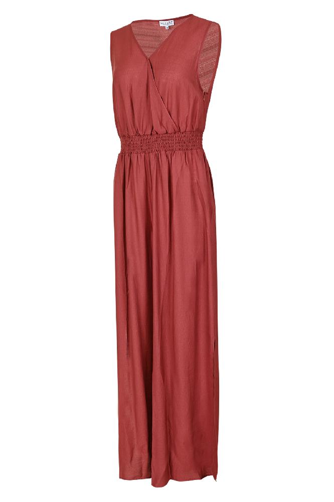 The Noi jumpsuit has an elasticated waist and a trendy wrap-over neckline. 
 
Materials: 84% Viscose / 16% Polyamid