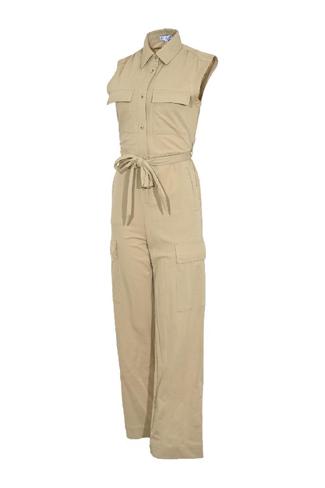 De Noras jumpsuit heeft zakken op de borst en broekspijpen. Gemaakt van comfortabele stof, ideaal voor dagelijkse outfits.

Materialen: 51% Cotton / 46% Polyamide / 3% Linen