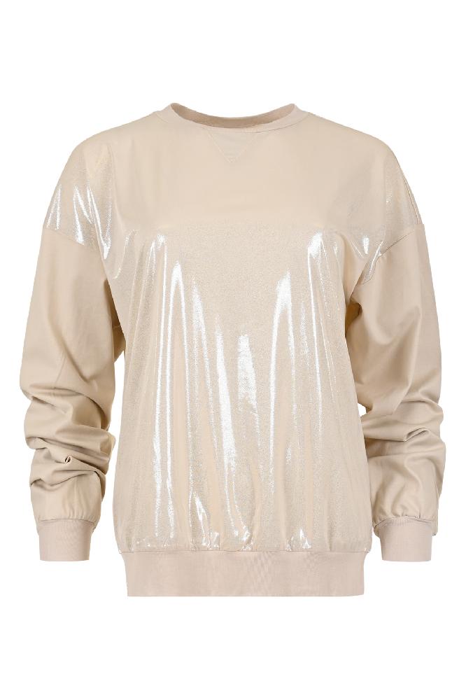 Ontdek dit trendy Kegit shirt met een opvallend metallic voorpand, perfect voor een vleugje glans in je outfit. Het shirt heeft verlaagde schoudernaden en een ronde hoge hals voor een moderne uitstraling. Het metallic voorpand voegt een eigentijds en glamoureus element toe aan het ontwerp. Met de brede aangesloten zoom, die heuplengte is.

Materialen: 92% Polyester / 8% Elastane