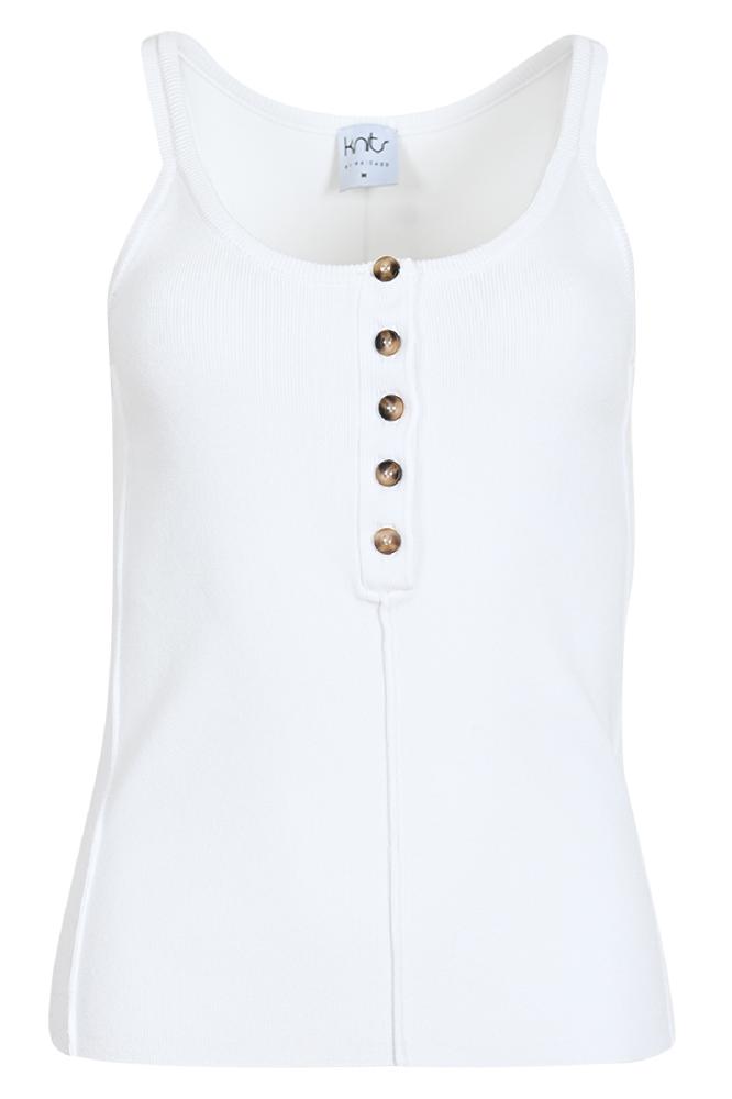 De Nimes is een mouwloos topje met polo knopen aan de voorkant, gemaakt van fijnbrei. 

Materialen: 60% Polyester / 40% Viscose