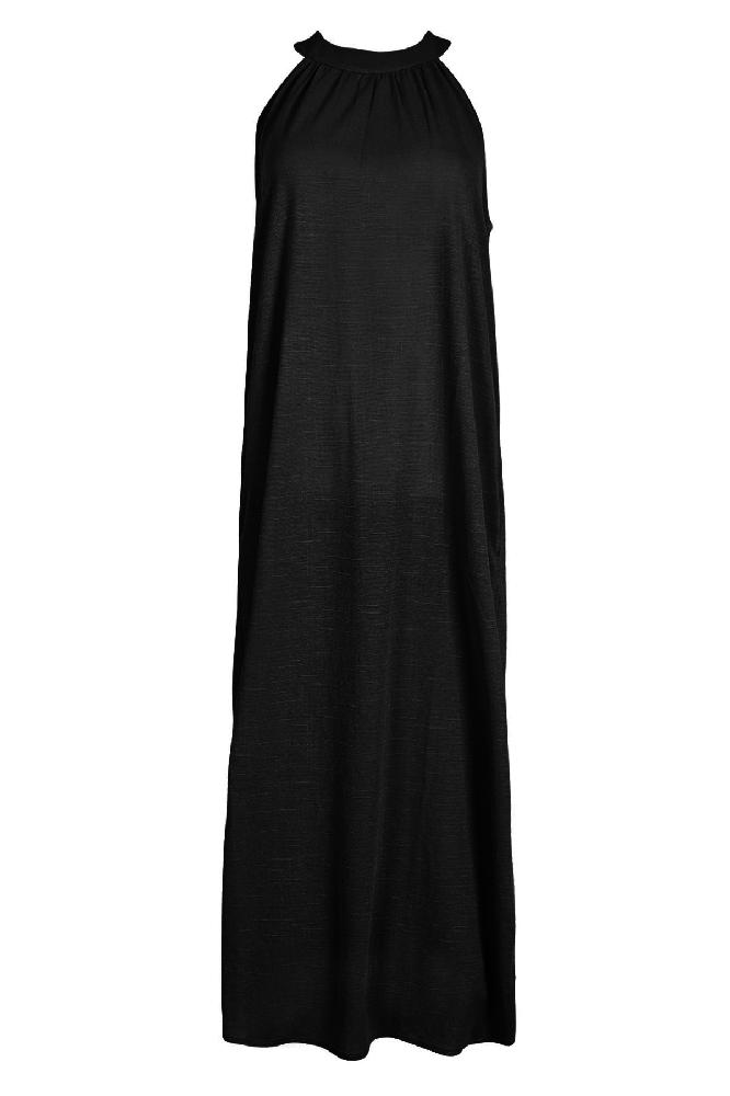 De Norma jurk is een lange, mouwloze halterjurk met een elegante strik op de halslijn aan de achterkant. De luchtige stof zorgt voor een comfortabele pasvorm, ideaal voor warme dagen of speciale gelegenheden.

Materialen: 60% Rayon / 40% Nylon