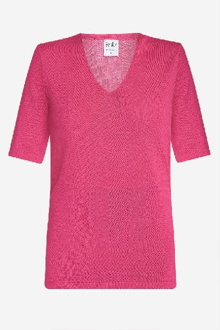 De Jare trui is het perfecte fijngebreide truitje met korte mouwen voor elke gelegenheid. Verkrijgbaar in drie mooie kleuren. 

Materialen: 65% Viscose / 35% Polyamide